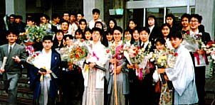 大学卒業式の写真